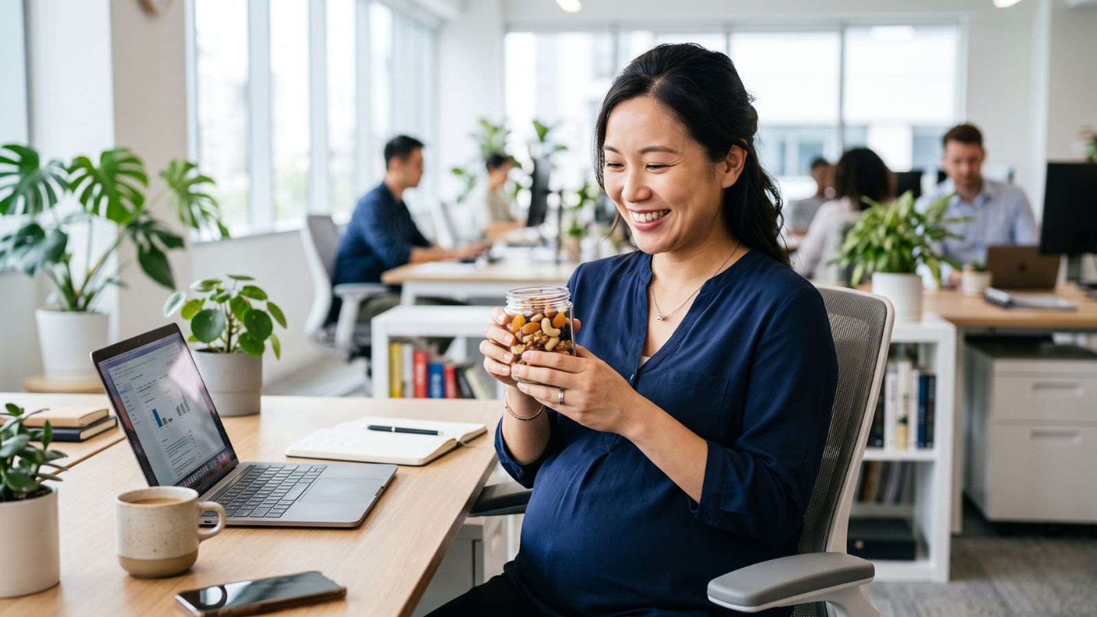 Portion control with healthy pregnancy snacks helps working mothers manage their weight much better